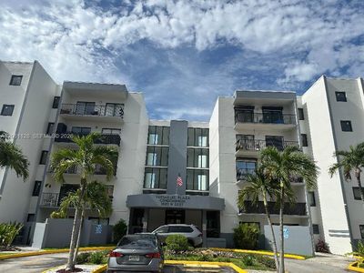 1820 W 53rd St APT 518