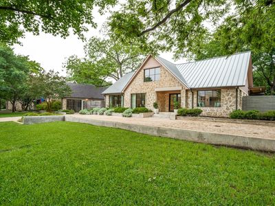 4325 Pomona Rd