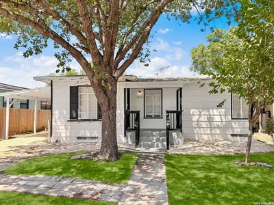 811 La Manda Blvd