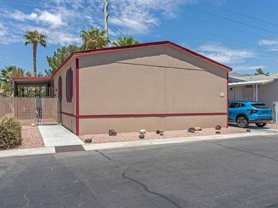 6105 E Sahara Ave Space 111