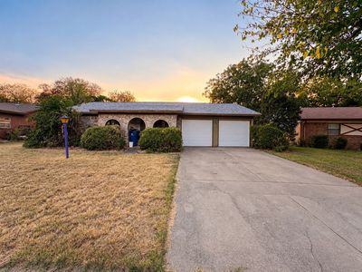 Property at 321 Quail Creek Dr, Crowley, TX