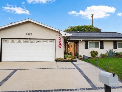 1590 Sabina Cir