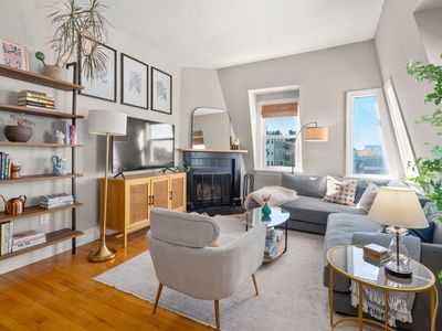73 Sullivan St #4