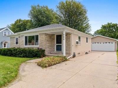 706 Roy Ave