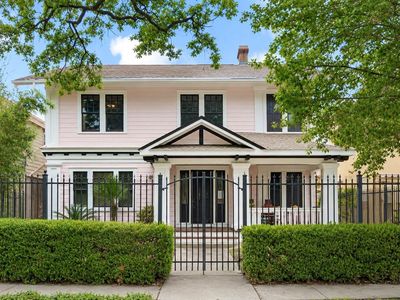 405 Stratford St