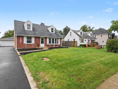 Property at 362 N Edgewood Ave, Lombard, IL