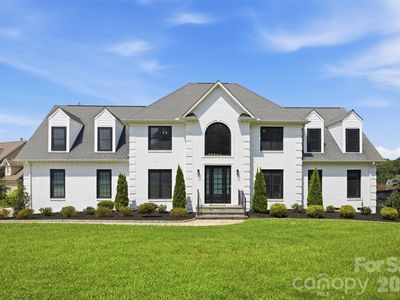 1002 Heather Glen Dr