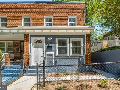 1712 U St SE