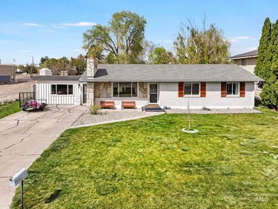 1233 Alder Dr