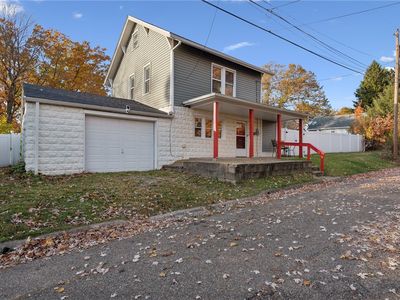 301 Home St