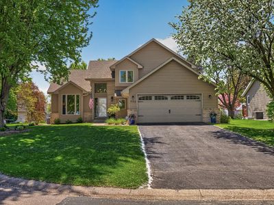 956 Trillium Ct
