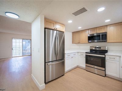 3823 S Maryland Pkwy Unit B11