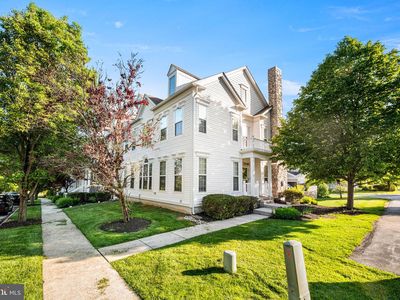 1110 Harding Cir