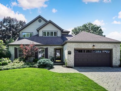 5707 Lawn Dr