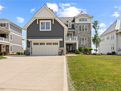 377 Lakewood Lakeside