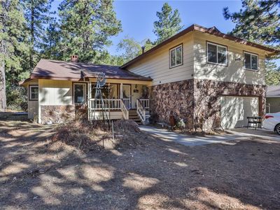 22434 Waters Dr