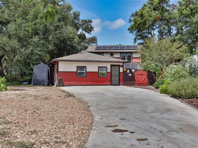56 Leeder Ct