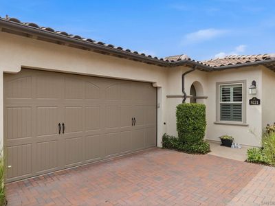 8121 Auberge Cir