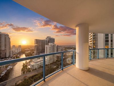 333 Las Olas Way #2702