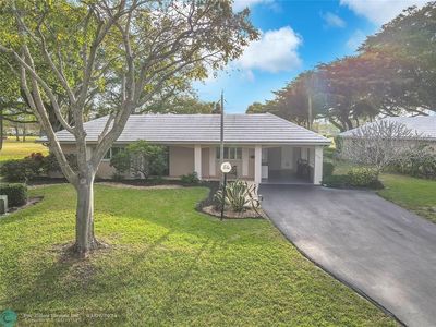 3735 Oaks Clubhouse Dr #3735