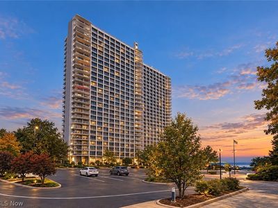 12700 Lake Ave APT 411