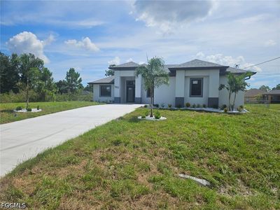 Property at 1102 Poinsettia Ave, Lehigh Acres, FL