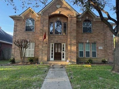 2203 Fairwater Park Dr