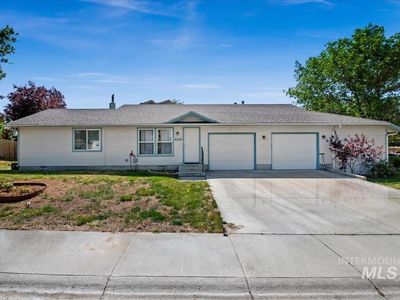 Property at 2110/2112 S Juniper St, Nampa, ID