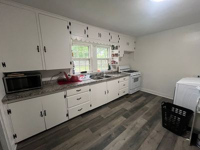 Property at 209 E Pine St, Batesville, AR