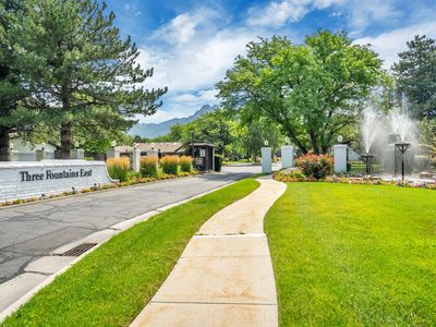 4953 S Eastridge Ln APT 142