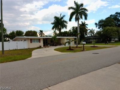 1443 Ricardo Ave