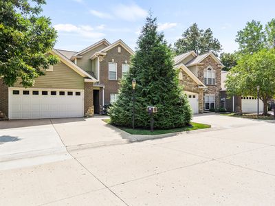 305 Bennett Springs Ct