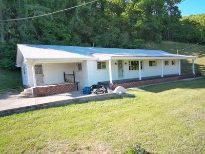 415 Stockpen Mountain Rd