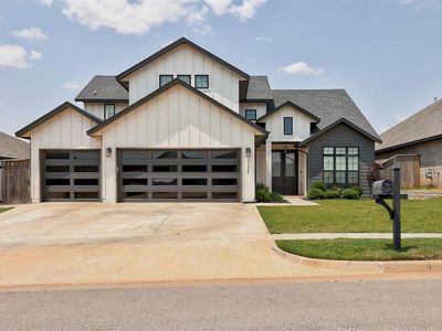 7329 NW 159th Ter
