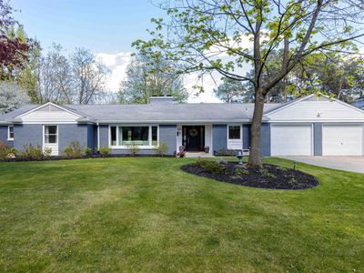 4300 Castle Dr