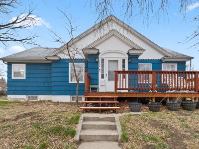 1005 5th Ave