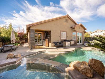340 Autumn Palace Ct