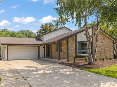 6557 Raintree Ct