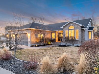 9162 S Glenn Abbey Way