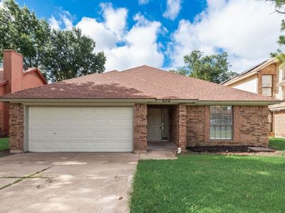 606 Oakland Hills Dr