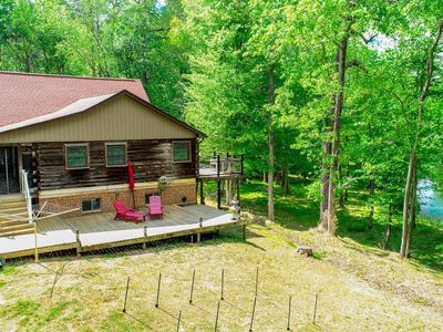 600 Cedar Laurel Ln