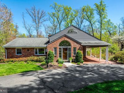 4221 Oak Hill Dr