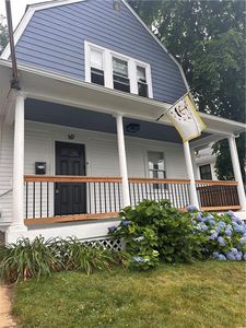 49 Woodbine St