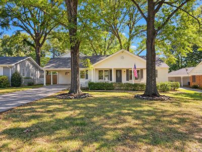 2560 Moore Rd