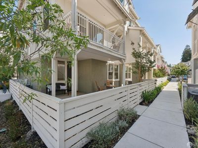 233 Oak Cir