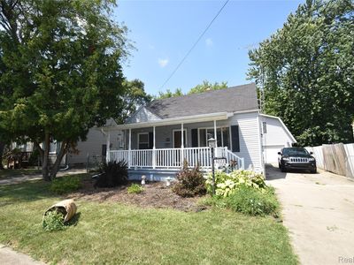 3222 Brandon St