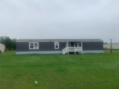 Property at 710 Parkmoor Blvd, Edna, TX