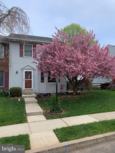 177 Winding Way