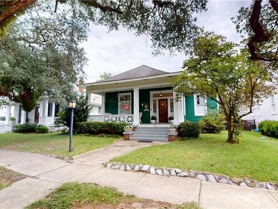 16 N Reed Ave