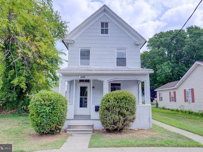400 Henry St